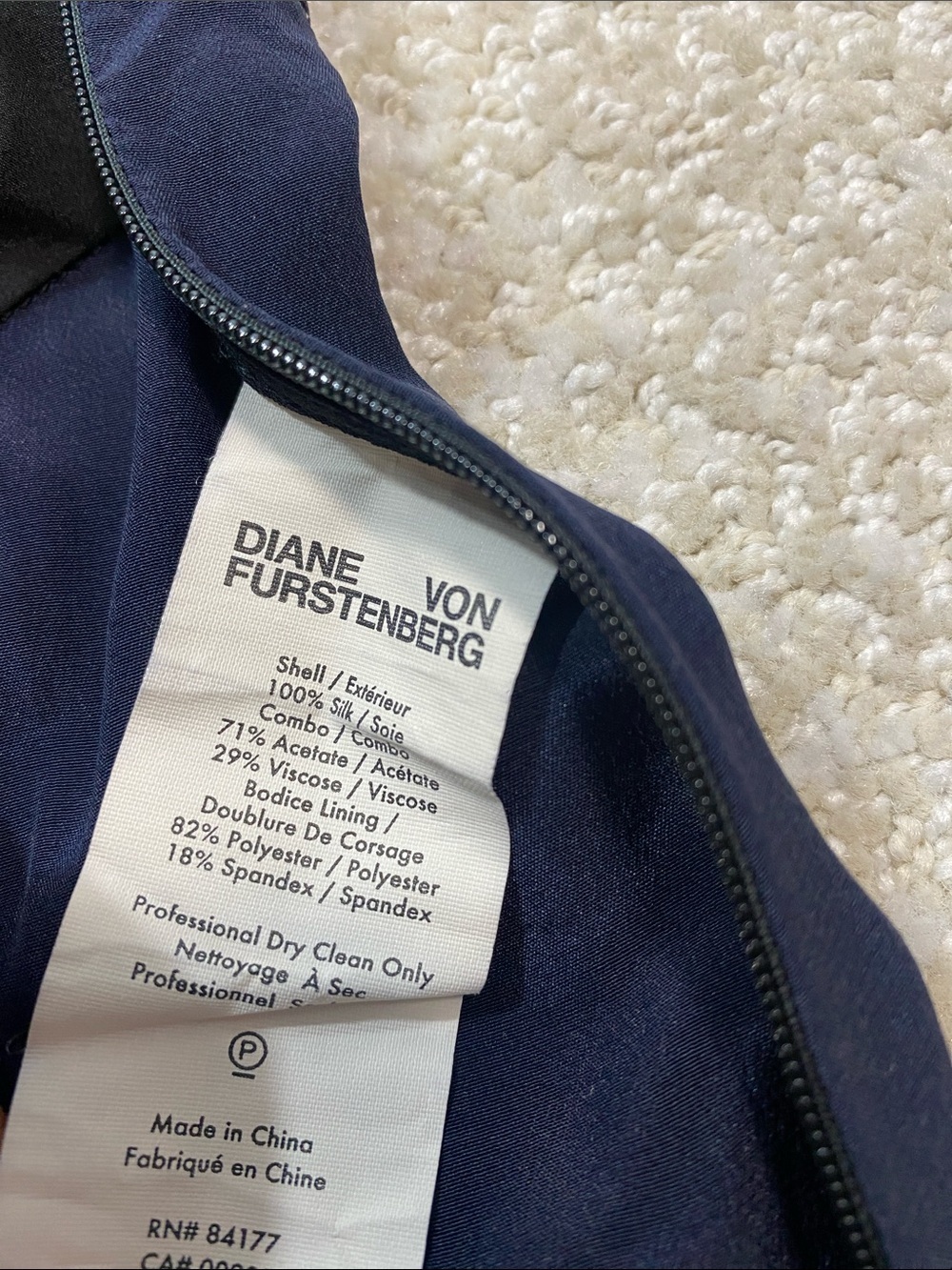 Diane Von Furstenberg Black Patterned Asymmetrical Slip Dress Size 4 100% Silk - Picture 11 of 16